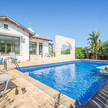 Rada'S Vacation Home Айя-Напа Экстерьер фото